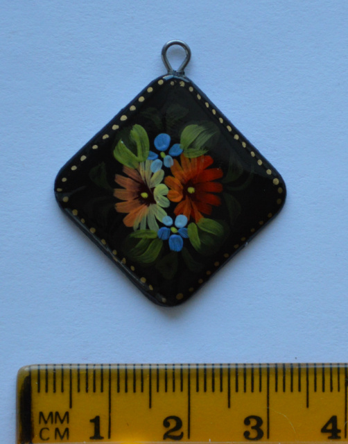 Hand-Painted Floral Pendant - Wood - 29x29mm